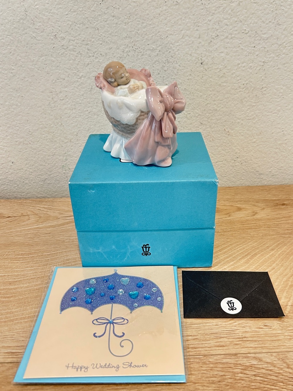 NIB Lladro A New Treasure Girl Figurine, $335 Retail